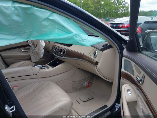 WDDUG8FB8FA087742 Mercedes-Benz S 550 4matic