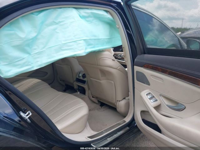WDDUG8FB8FA087742 Mercedes-Benz S 550 4matic