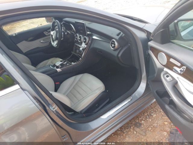 55SWF6GB9FU000378 Mercedes-Benz C 400 4matic
