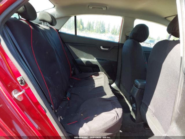 3KPA24AB1JE067429 KIA RIO S