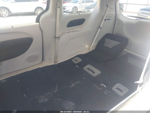2C4RC1GG5JR320851 Chrysler Pacifica Limited