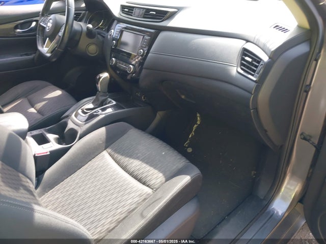 JN8AT2MT5JW450158 Nissan ROGUE SV