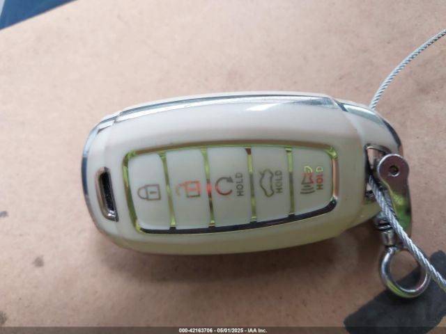 KMHLM4AG2PU539271 Hyundai ELANTRA SEL