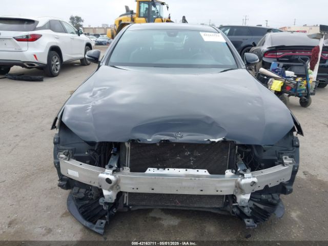 WDDZF4JB0KA639270 Mercedes-Benz E 300
