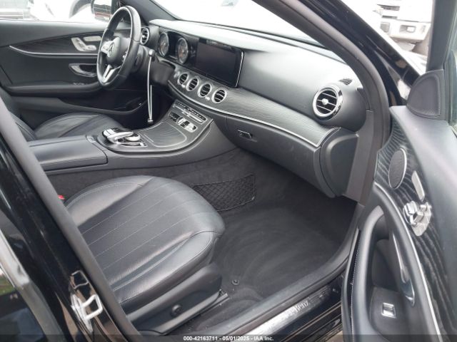 WDDZF4JB0KA639270 Mercedes-Benz E 300