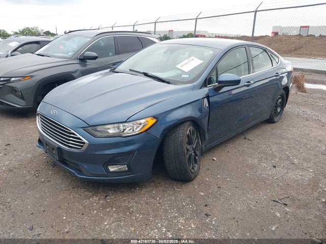 3FA6P0HD8KR170032 Ford 2019