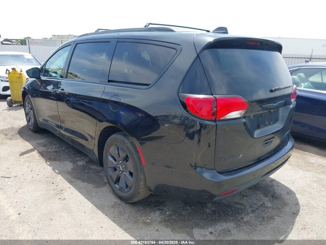 Chrysler Pacifica Hybrid Limited 2020 2C4RC1N70LR199426 Image 3