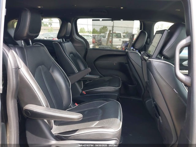 Chrysler Pacifica Hybrid Limited 2020 2C4RC1N70LR199426 Image 8