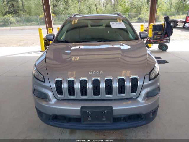 1C4PJLLB9JD573435 Jeep Cherokee Latitude Plus Fwd