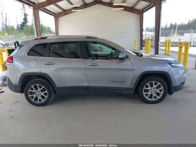 1C4PJLLB9JD573435 Jeep Cherokee Latitude Plus Fwd