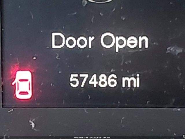 1C4PJLLB9JD573435 Jeep Cherokee Latitude Plus Fwd