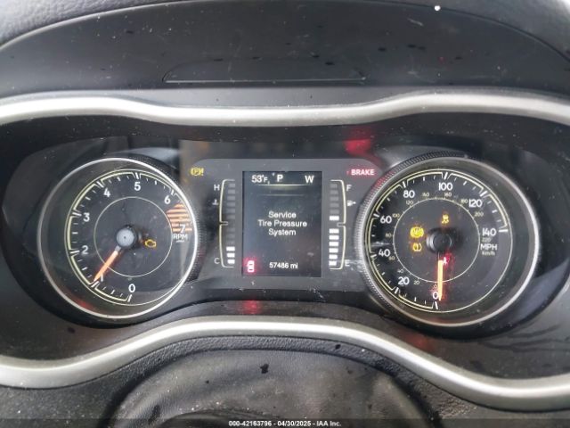 1C4PJLLB9JD573435 Jeep Cherokee Latitude Plus Fwd