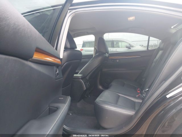 JTHBW1GG3E2049722 Lexus ES 300H