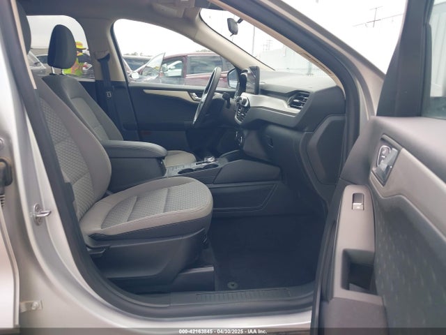 Ford ESCAPE SE 2020 1FMCU0G64LUA32826 Image 5