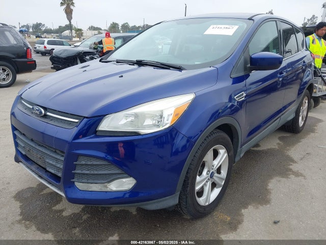 1FMCU0G94GUA22720 Ford ESCAPE SE