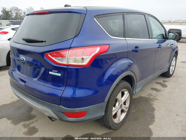 1FMCU0G94GUA22720 Ford ESCAPE SE