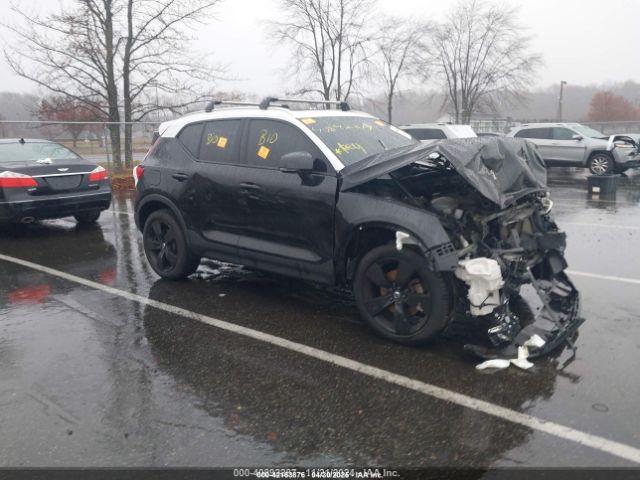 2019 VOLVO XC40 YV4162XZ8K2008421