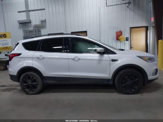 1FMCU9HD6KUC31120 Ford ESCAPE SEL
