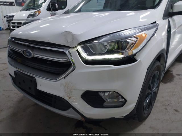 1FMCU9HD6KUC31120 Ford ESCAPE SEL