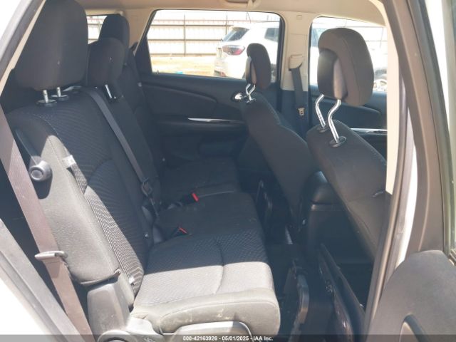 3C4PDCBB5KT856936 Dodge JOURNEY SE