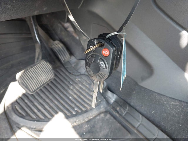 1FMCU9GX1EUB52373 Ford ESCAPE SE