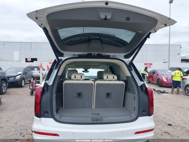 1GYKPCRS5SZ133551 Cadillac lgx