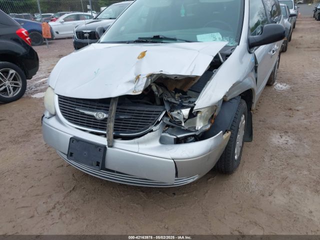 2003 CHRYSLER TOWN & COUNTRY 2C4GP443X3R353751 Photo 5