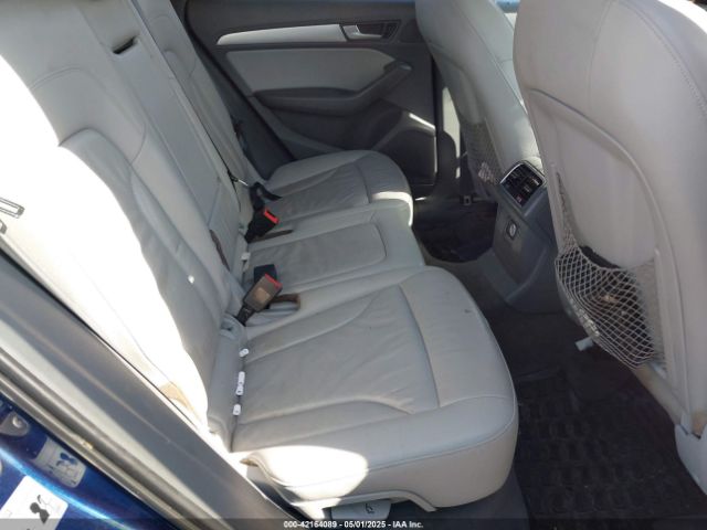 WA1LFAFP1EA062539 Audi Q5 2.0t Premium