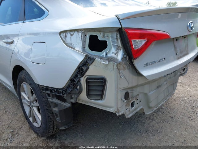 5NPE24AF5FH164415 Hyundai SONATA SE