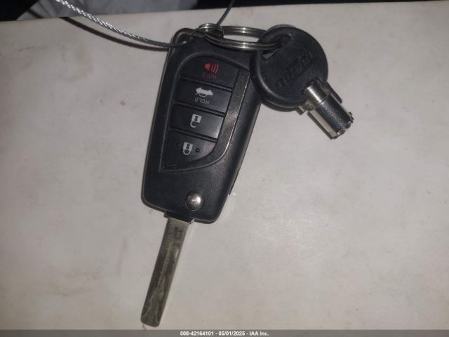 4T1B11HKXJU505566 Toyota CAMRY LE