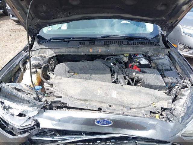 3FA6P0HD6HR108623 Ford FUSION SE