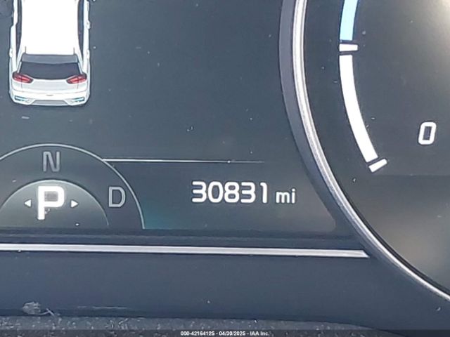 KNDCE3LG1L5071000 KIA Niro Ev Ex Premium