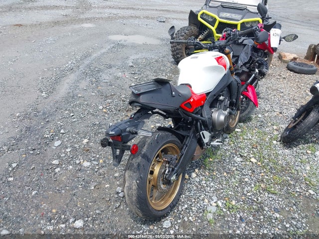 JYARN80E6RA001868 Yamaha Mtm890 (xsr900)