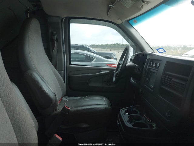 1GCWGGBA0E1183504 Chevrolet Express 2500 Work Van