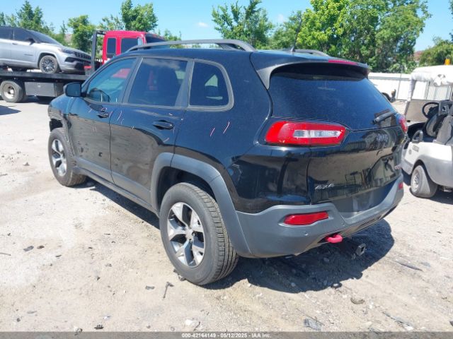 1C4PJMBB4JD567422 Jeep Cherokee Trailhawk 4x4
