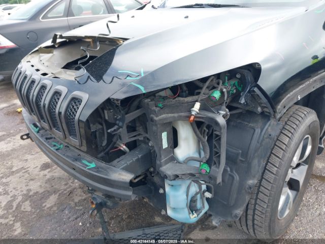 1C4PJMBB4JD567422 Jeep Cherokee Trailhawk 4x4