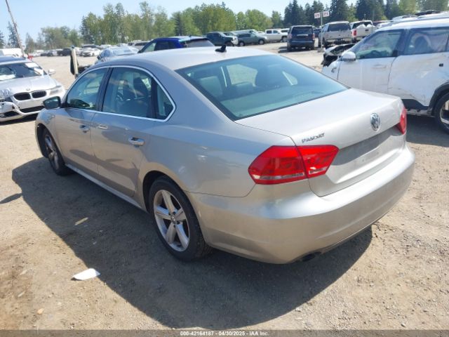 1VWAT7A38EC034428 Volkswagen Passat 1.8t Wolfsburg Edition