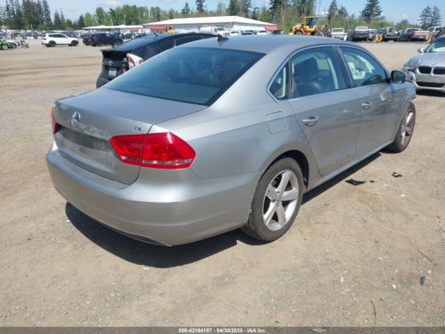 1VWAT7A38EC034428 Volkswagen Passat 1.8t Wolfsburg Edition