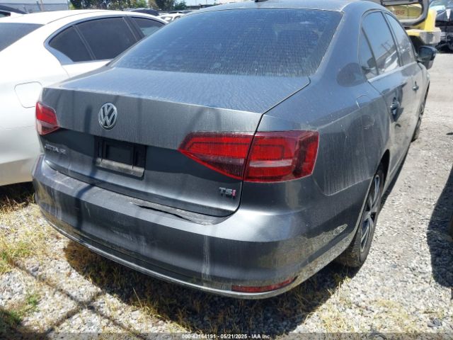 3VWDB7AJXHM309363 Volkswagen Jetta 1.4t Se