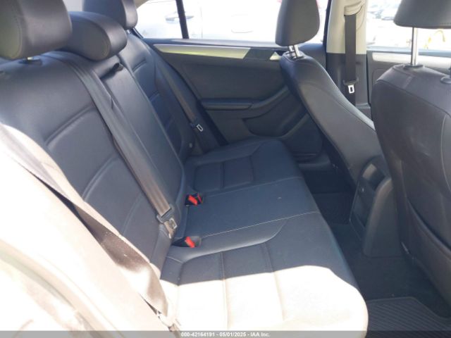 3VWDB7AJXHM309363 Volkswagen Jetta 1.4t Se