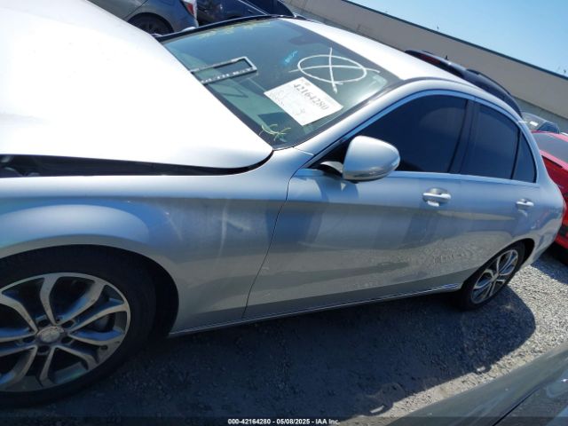 55SWF4JB1FU077386 Mercedes-Benz C 300 Luxury/sport
