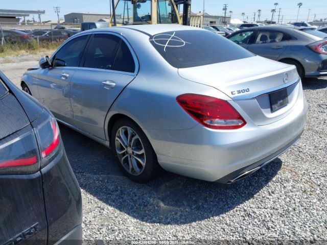 55SWF4JB1FU077386 Mercedes-Benz C 300 Luxury/sport