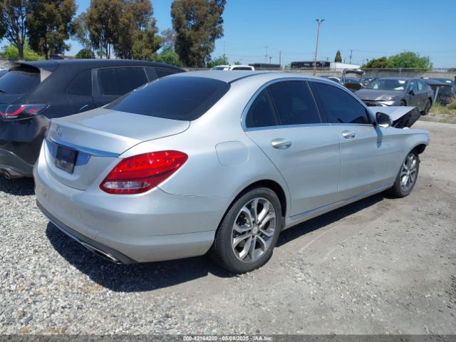 55SWF4JB1FU077386 Mercedes-Benz C 300 Luxury/sport