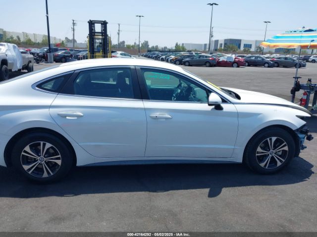 KMHL24JJ6MA033456 Hyundai Sonata Blue