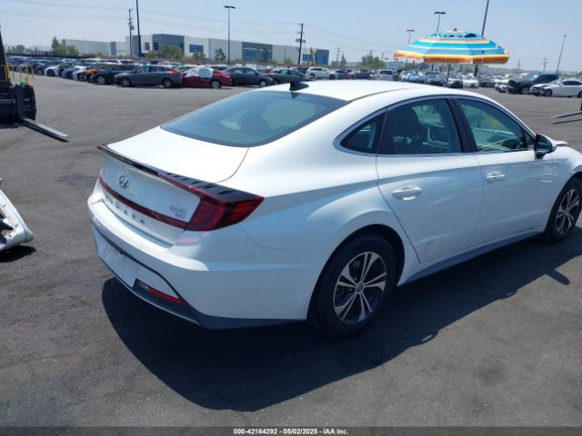 KMHL24JJ6MA033456 Hyundai Sonata Blue