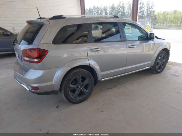 3C4PDCGB7LT206659 Dodge Journey Crossroad