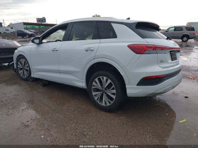 WA1ACBFZ2PP058412 Audi q4