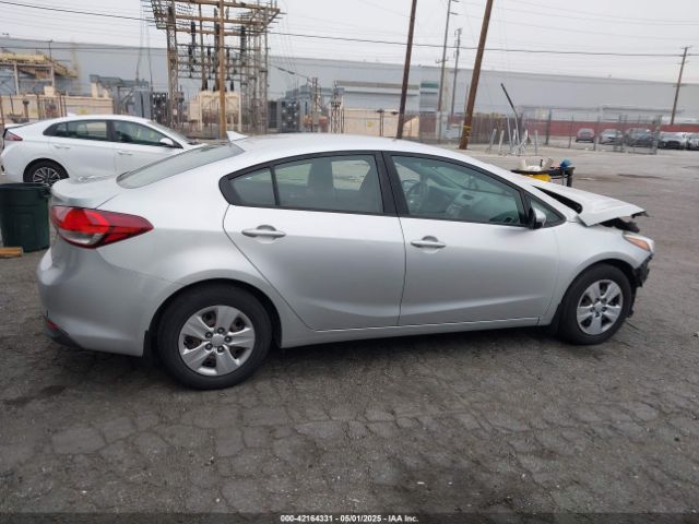 3KPFK4A74HE018799 KIA FORTE LX