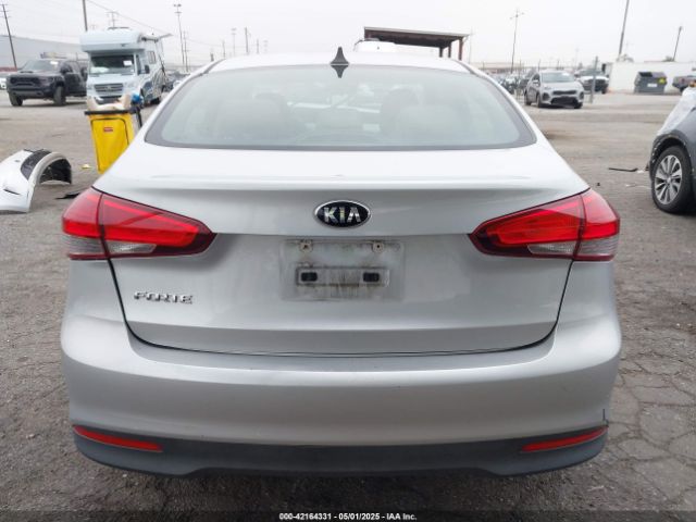 3KPFK4A74HE018799 KIA FORTE LX