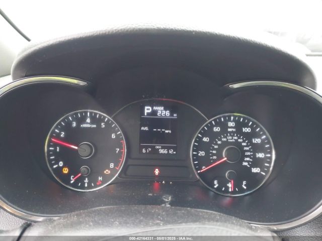 3KPFK4A74HE018799 KIA FORTE LX